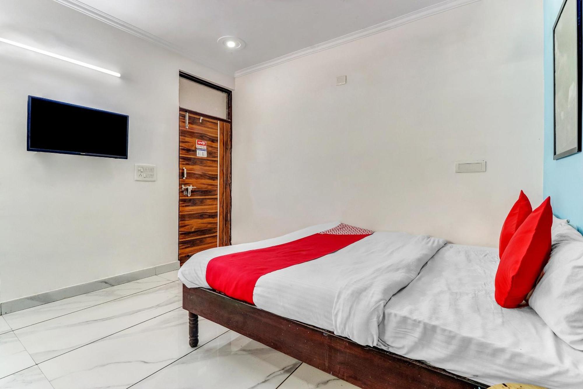 Hotel O Cozy Stay Delhi  Dış mekan fotoğraf