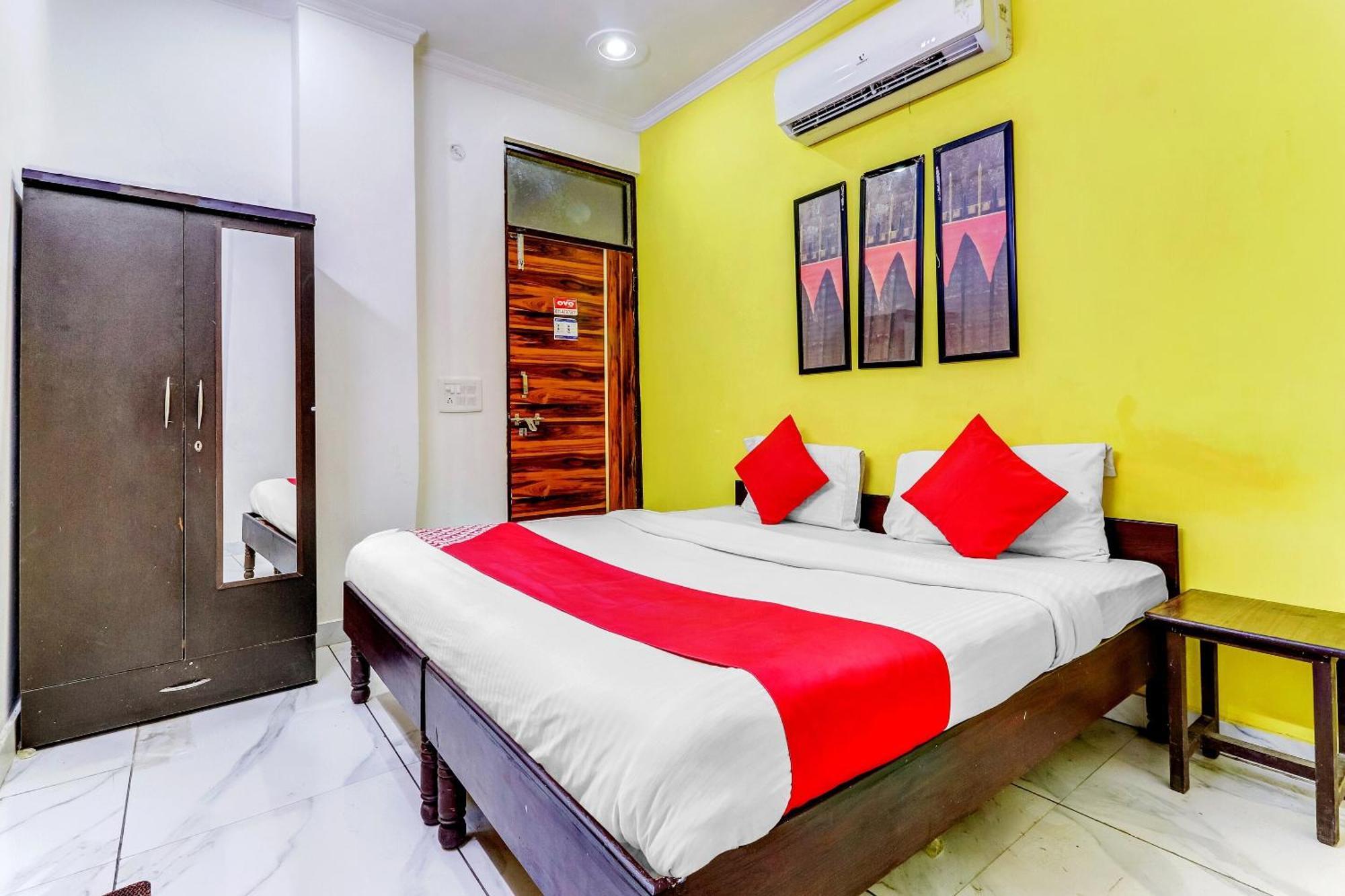 Hotel O Cozy Stay Delhi  Dış mekan fotoğraf