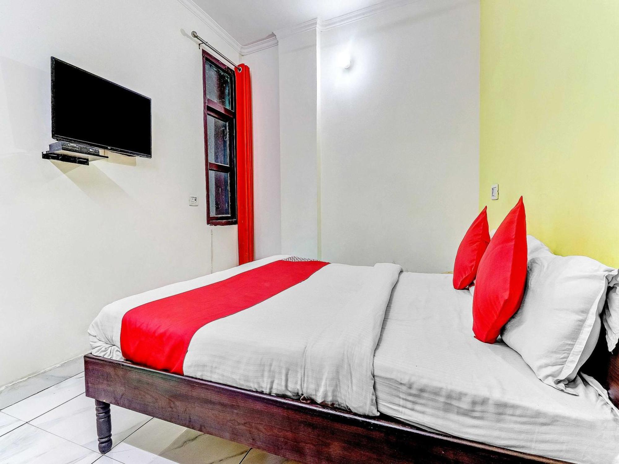 Hotel O Cozy Stay Delhi  Dış mekan fotoğraf