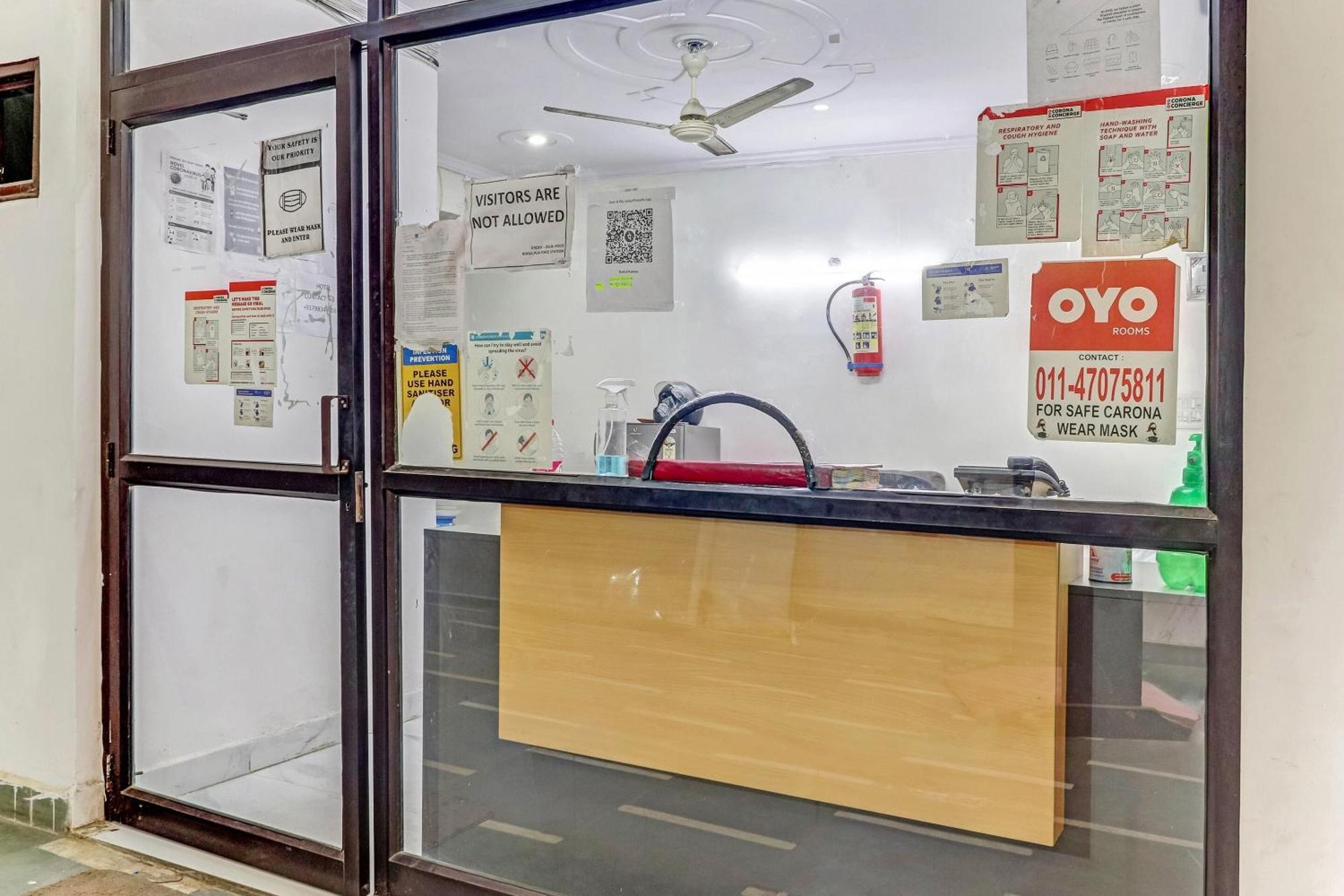 Hotel O Cozy Stay Delhi  Dış mekan fotoğraf