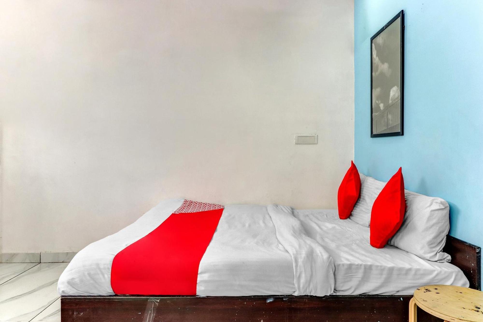 Hotel O Cozy Stay Delhi  Dış mekan fotoğraf