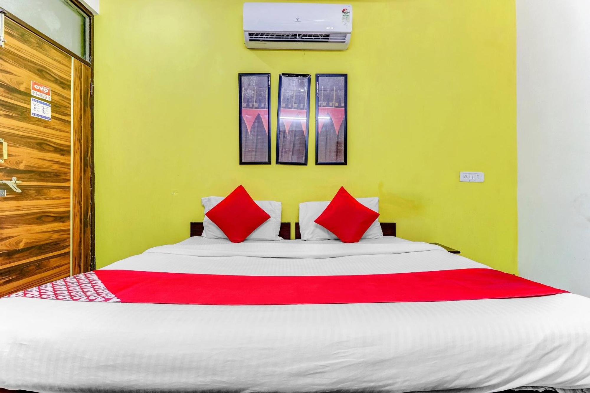 Hotel O Cozy Stay Delhi  Dış mekan fotoğraf