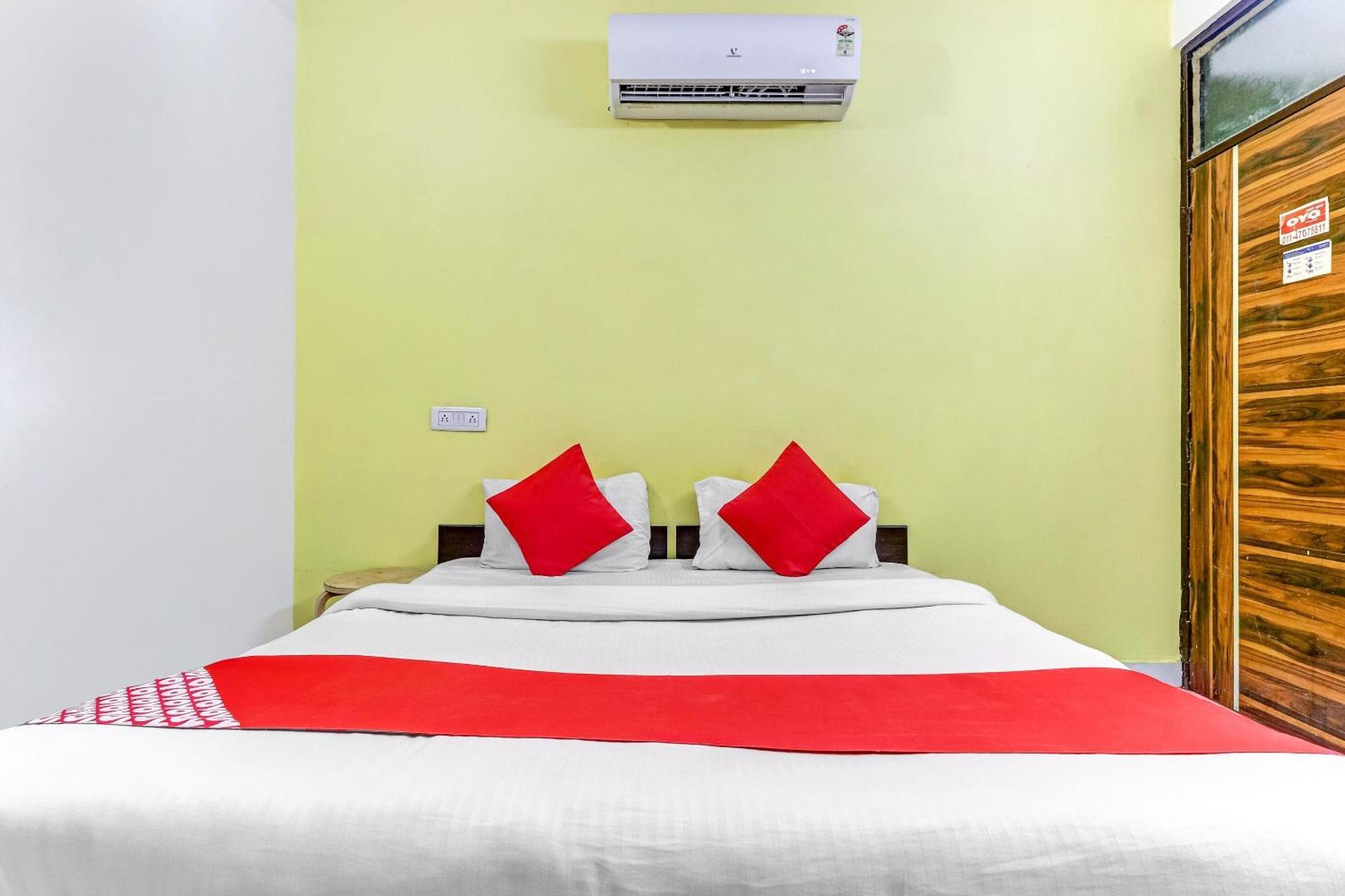 Hotel O Cozy Stay Delhi  Dış mekan fotoğraf